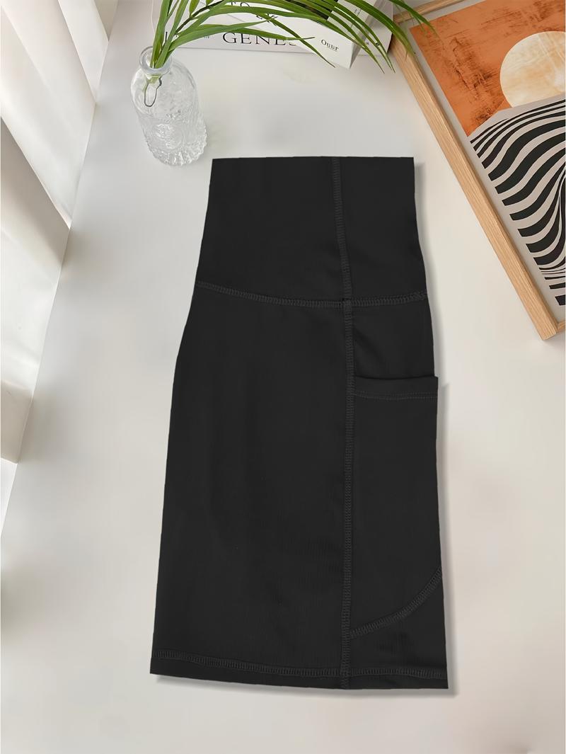 Product Introduction of Sports Casual Three-Quarter Length Shorts Butt-Lifting Yoga Shorts with Pockets 8