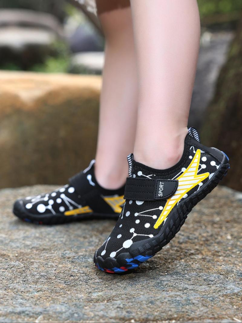 Product Introduction of Kids Geometric Pattern Water Shoes, Casual Breathable Outdoor Swimming Shoes for Girl, Beach Shoes for Kids, Lightweight Non-slip Water Shoes for Kids 6
