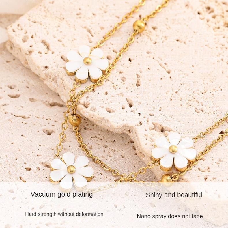 Product Introduction of New Stainless Steel Flower Exquisite Bracelet Jewelry Titanium Steel No Fading Little Daisy Niche Chrysanthemum Necklace Bracelet for Women 0