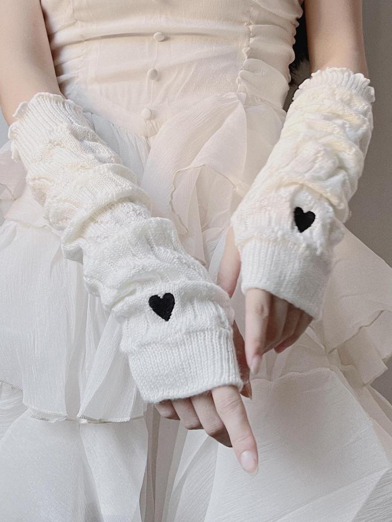 Product Introduction of Women's Cute Heart Embroidery Gloves, Fashionable Casual Trendy Y2K Knitting Arm Warmers, Gift for Sister, Fashionable Accessories for Daily Wear Christmas Gift, Christmas Gifts for Girlfriend, Valentine's Day, Gift 2