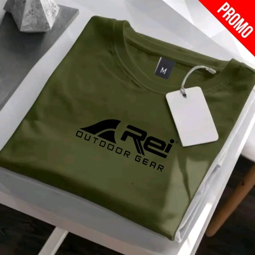KAOS LENGAN PENDEK REI TEXT HITAM / KAOS DISTRO PRIA WANITA / KAOS BAHAN KATTON COMBED 24s COD.