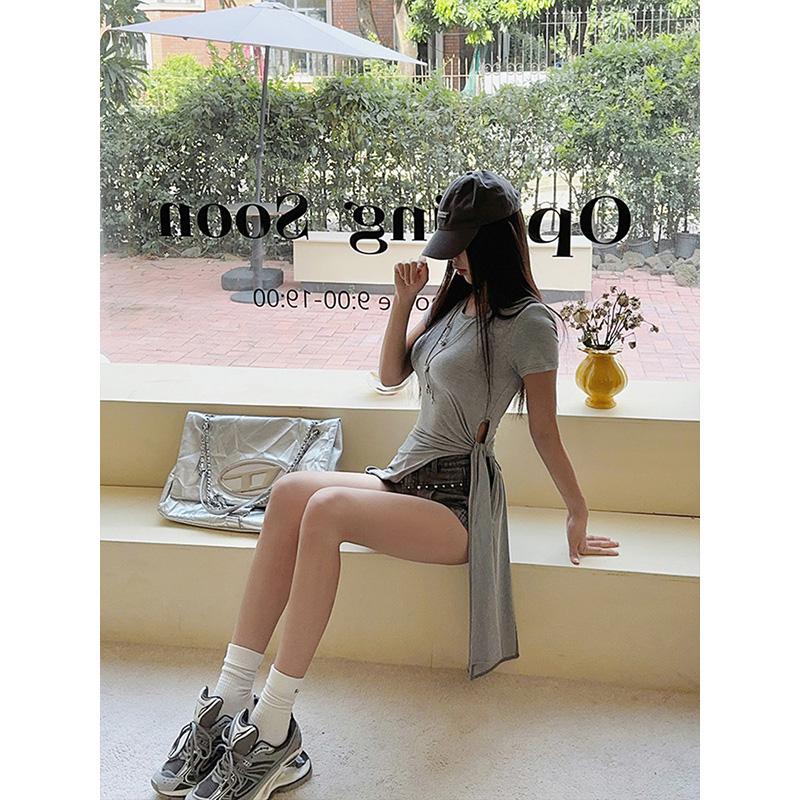 Product Introduction of Áo Thun Ngắn Tay Dây Đeo Thắt Lưng Đầu Xẻ Bất Đối Xứng MOSESQUEEN, Dành Cho Nữ, Áo Đệm Vai Đầu Mùa Thu Cao Cấp, Thiết Kế Mặc Trong Độc Đáo Và Sang Trọng, 62807 7