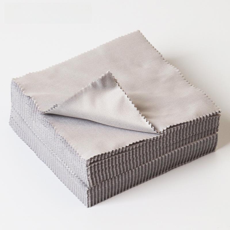 Product Introduction of Vải lau kính, được đóng gói riêng, màu xám, làm bằng Microfiber, có logo tùy chọn, thích hợp để làm sạch ống kính, cũng có thể được sử dụng làm vải lau đồng Đồng Hồ 1