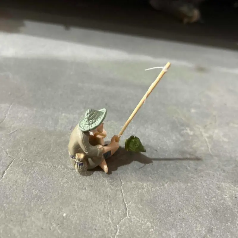 Fishing Themed Resin Figurine, Fantasy Fisherman Statue, Durable Non-electric Fisherman-Sculpture for Outdoor Pool & Bonsai Decor, Ornaments 6