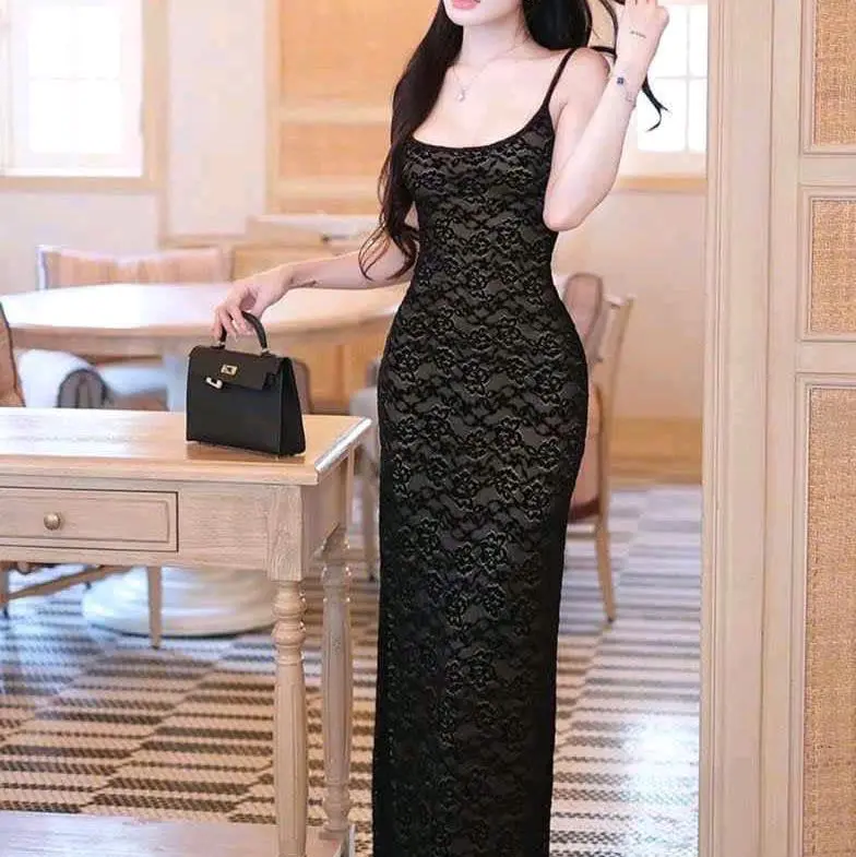 Váy ren nhung mịn 2 dây dáng dài , 2 lớp lót xịn nd 1