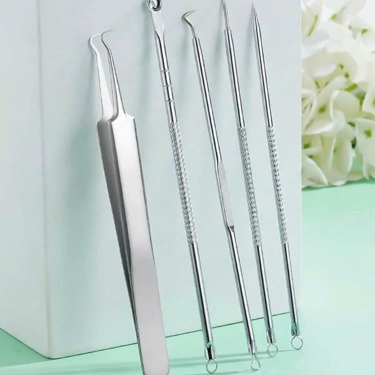 Bộ dụng cụ gắp mụn 5 món chất liệu inox không rỉ siêu tiện lợi cho bạn vệ sinh chăm sóc da mụn