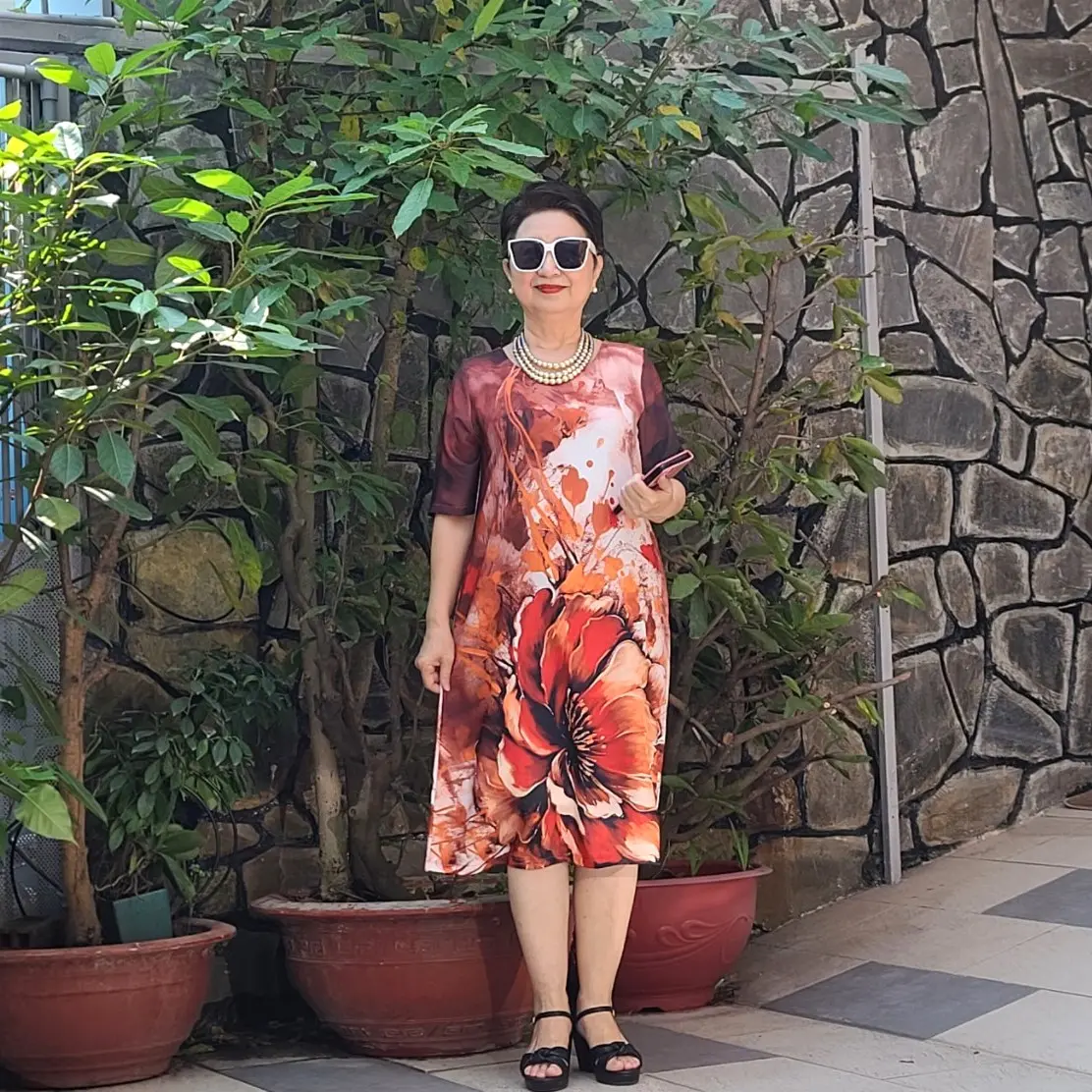 Váy Đầm Trung Niên Dáng Suông A Che Bụng - Vải Lụa Thạch Anh Sang Trọng, Mềm Dịu, Mặc Mát, 2 Túi, Dây Kéo Tốt, Size từ 48kg đến 90kg. Nữ Women Voi Dress