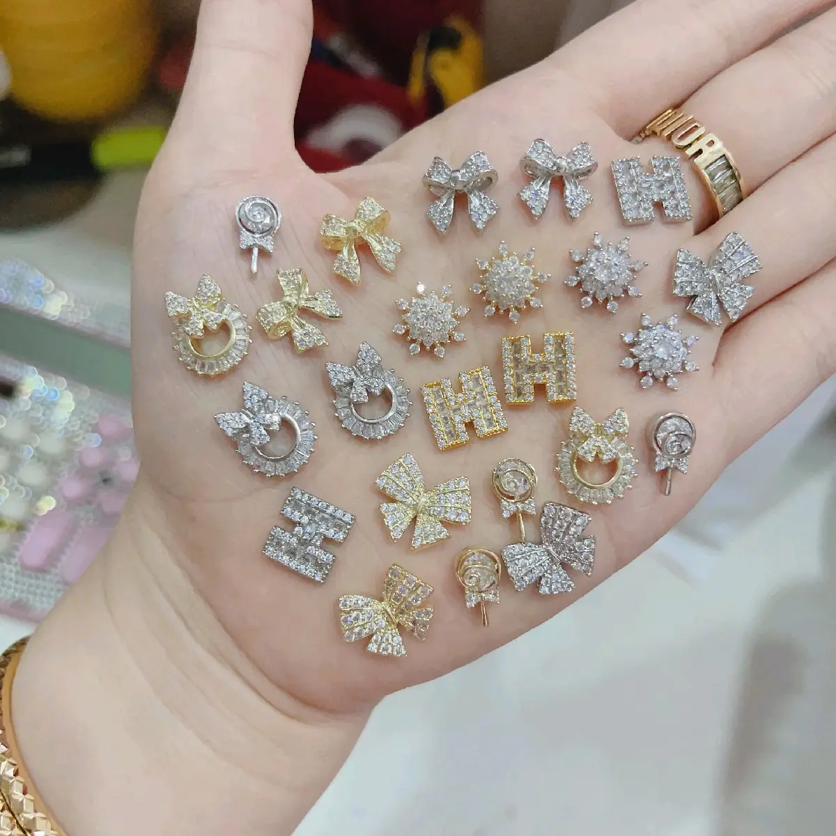 Charm NHỎ VỪA TAY đính móng tay nail cao cấp mẫu mới 2023