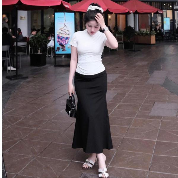 Sét Áo Váy Cotton Zip Trắng Phối Chân Váy Đuôi Cá Màu Đen Hack Dáng Free Size < 58 Kg 0