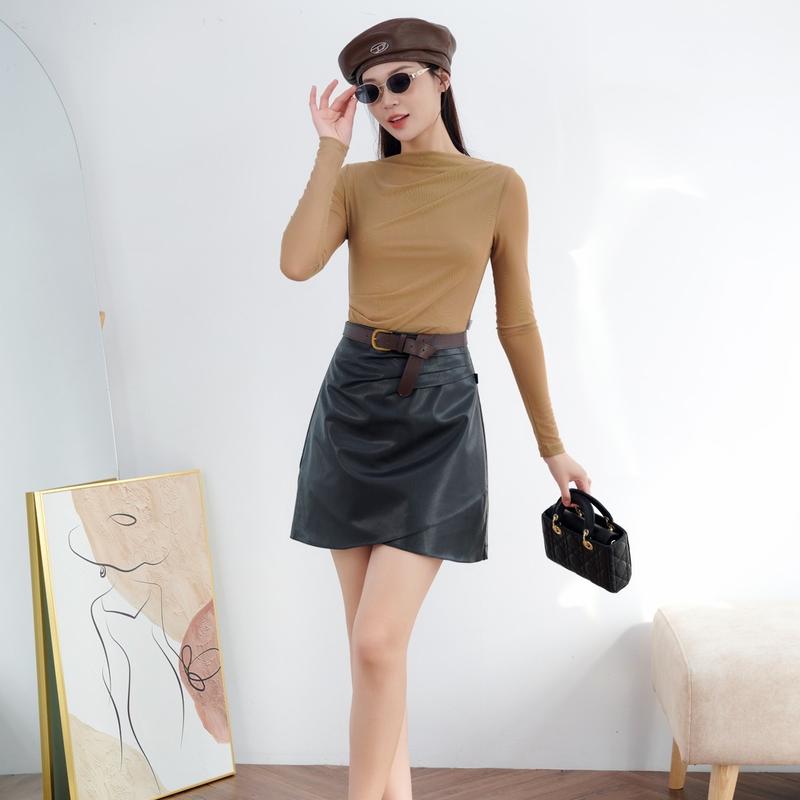 Áo Nữ CChat Women Top Dáng Ôm Chất Lưới Xếp Vai Vải Nhập Khẩu 23TDC2013OT