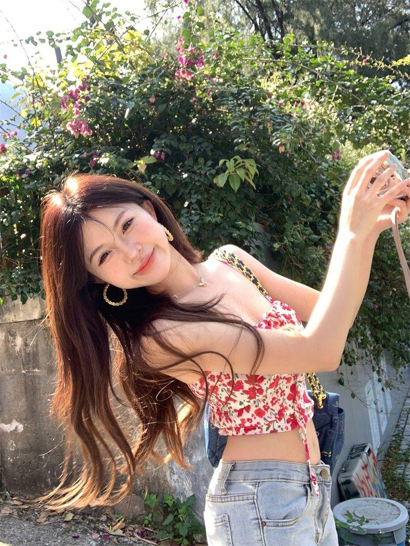 Product Introduction of ‌Yếm hoa hở lưng‌ - Dây buộc eo, phối áo khoác lưới, set đồ đi chơi cá tính mùa hè 7