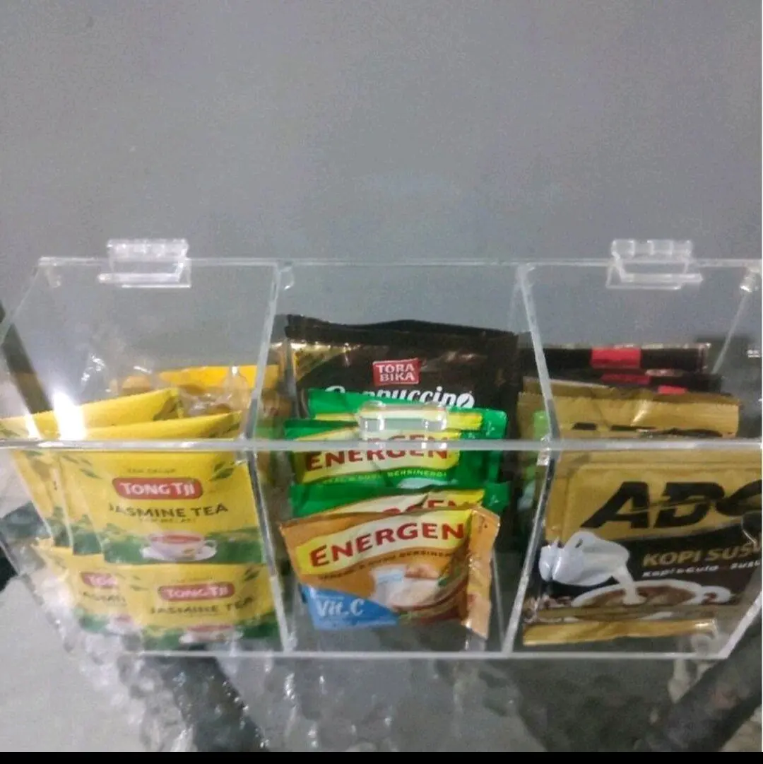 Tempat Permen Akrilik 30x10x15