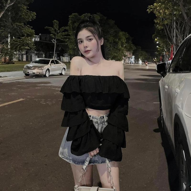 Áo Đũi Trễ Vai Bèo Tay Nhiều Tầng Dáng Croptop Nữ Sơ Mi
