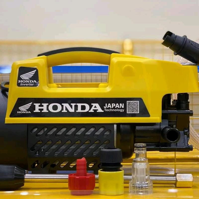 Máy rửa xe gia đình áp lực cao dây 15 m công xuất 3500w Lau Xe