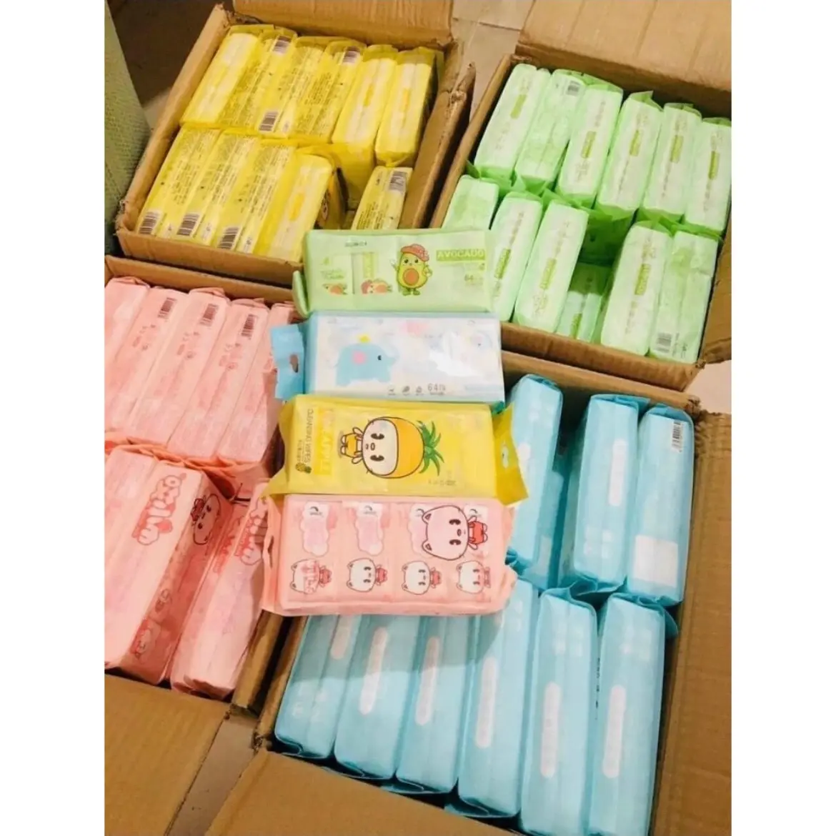 ￼COMBO 5 Lốc Khăn ướt Mini NỘI ĐỊA TRUNG siêu xinh, Gói 8 tờ ( 80 gói)