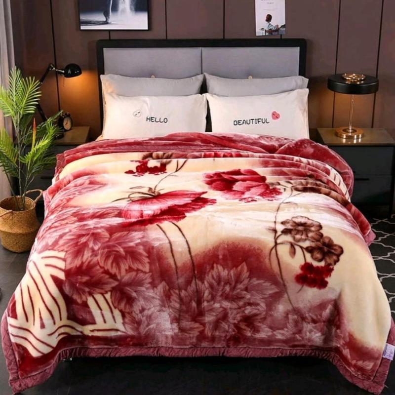CHĂN TUYẾT NHUNG 2 LỚP CAO CẤP MỀM MỊN đủ màu 1m6-2m cân nặng thực tế 1.7kg .chăn  mùa  đông
