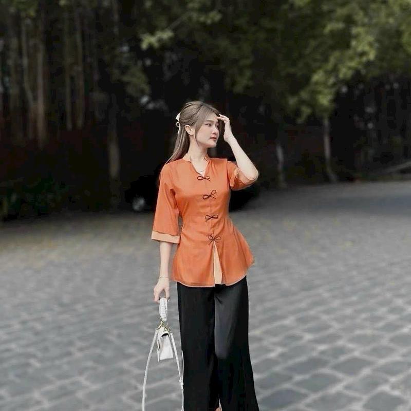 SÉT BÀ BA CỔ TÀU NÚT MÂY CHẤT LIỆU : TUYẾT NHUNG 2