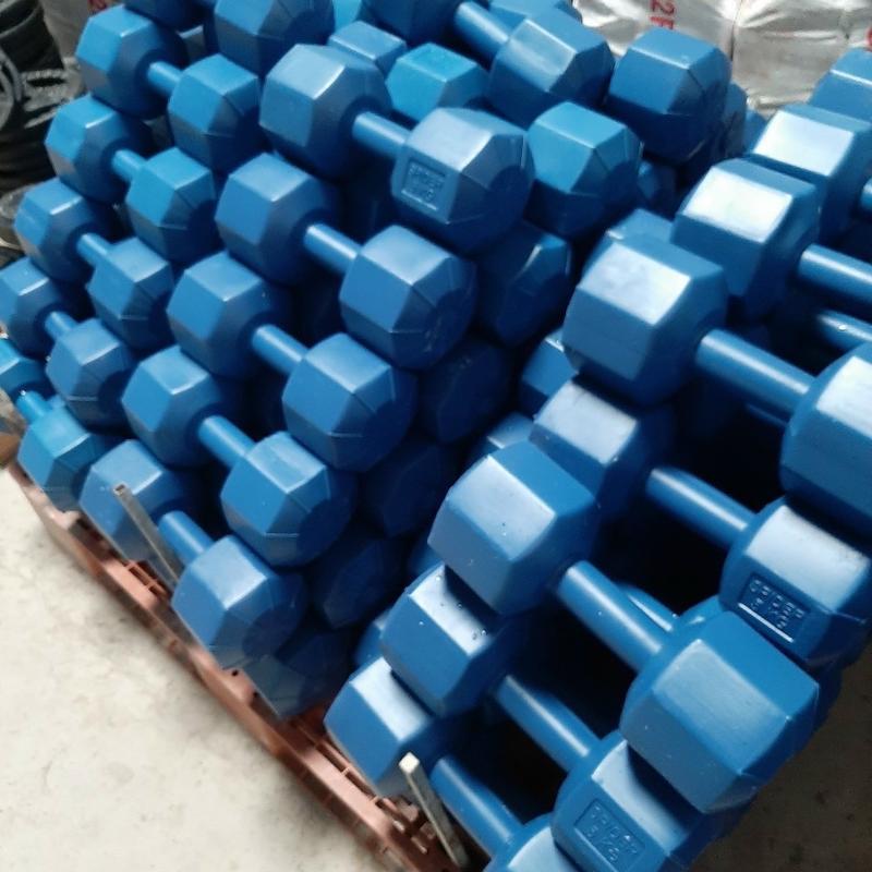 1 Cục tạ nhựa 5kg ( đÃ nhồi ruột ) 3