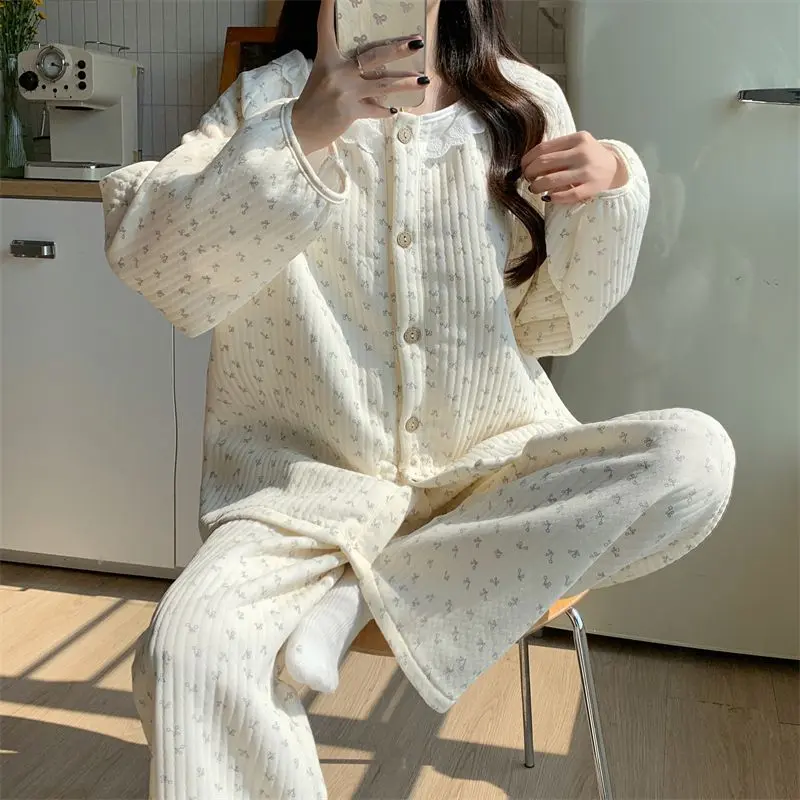 Bộ Đồ Ngủ Bằng Vải Bông Không Khí, Dành Cho Nữ, Bộ Đồ Dài Tay In Họa Tiết Ngọt Ngào Mới Năm 2024, Dày Và Ấm Áp, Ngoại Cỡ, Thích Hợp Mặc Nhà Và Có Thể Mặc Ngoài Trời