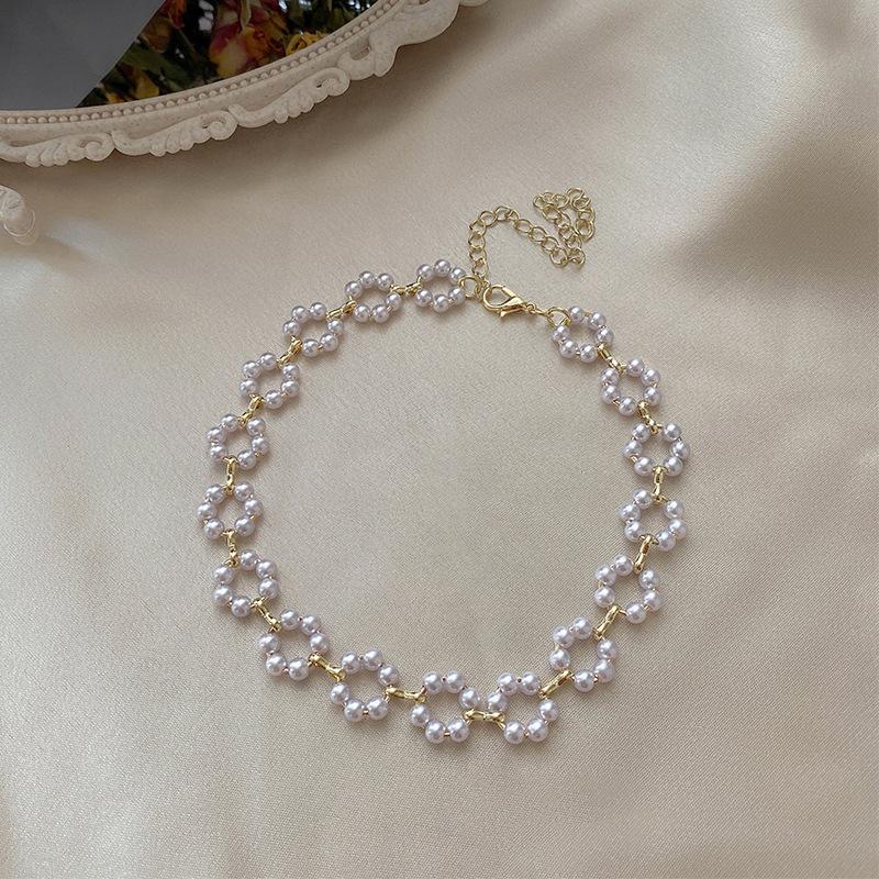 Product Introduction of White Imitation Pearl Beads Choker Clavicle Chain For Women Handmade Elegant Strand Bead Necklace Wedding Jewelry Collar Gifts 1
