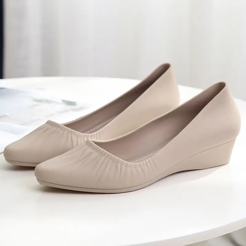 Shallow Mouth Baotou Sandals for Women's Summer Outwear Slope Heel Shoes with Middle Heel Fashion Beach Anti Slip Casual