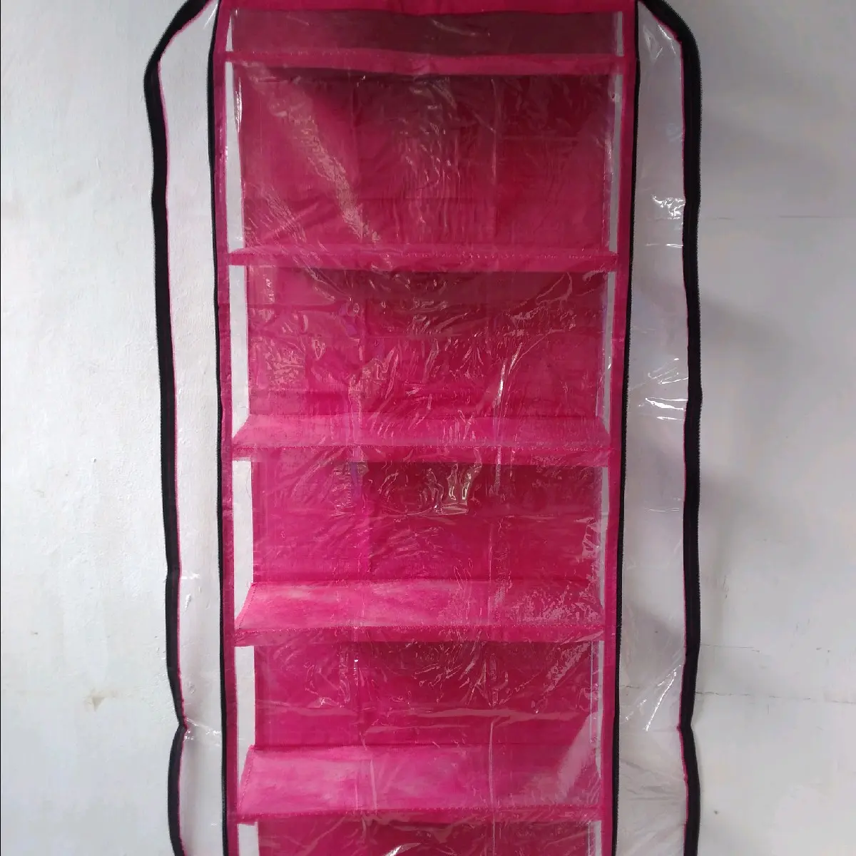 rak tas gantung pink polos