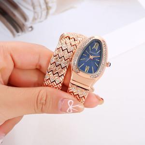 นาฬิกาสร้อยข้อมือห่อรูปงู, นาฬิกาผู้หญิงยุโรปและอเมริกาเฉพาะ, หน้าปัดประดับเพชร, ทันสมัยและหลากหลาย, ขายร้อน, เปิดตัวในปี 2025