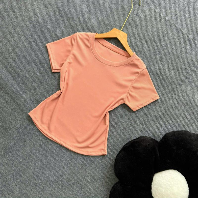 Product Introduction of Áo Thun Bigsize Nữ Tay Ngắn Cổ Tròn Tay Ngắn Chất Tăm Mềm Mịn Trơn Form Basic  - G244 Top Women 31