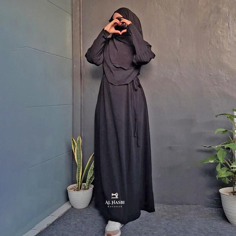 Jembarmuslim Asmah Set Gamis Syari Remaja Wanita Muslim Aesthetic Modis Exclusive Terbaru Crinkle Airflow Simple Casual Formal Wudhu Friendly Variasi  Warna Hitam Dress Basic Motif Panjang Outer Mewah Outer Mewah Kondangan 1