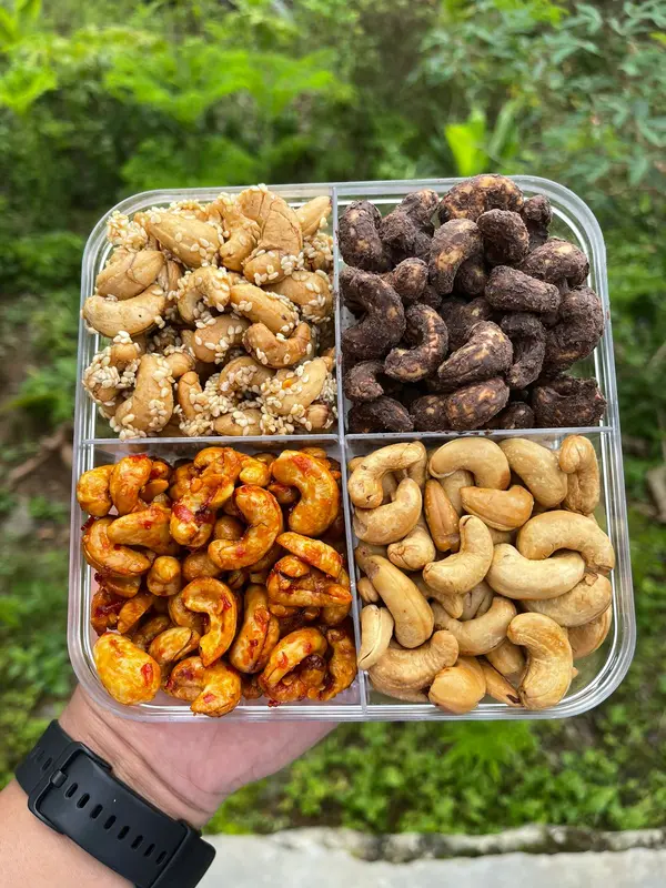 KACANG METE 4 VARIAN RASA 2