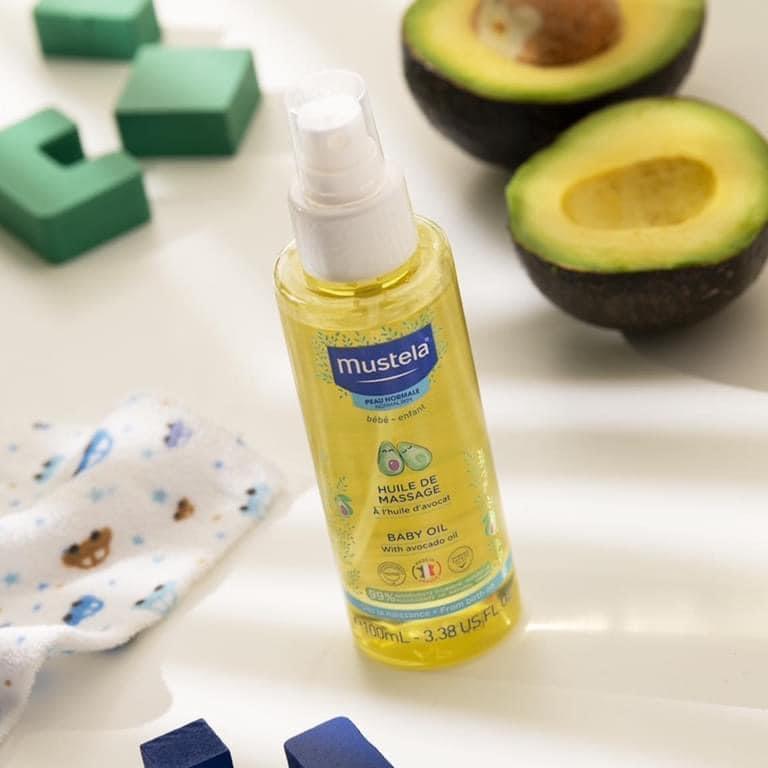 Dầu massage làm sạch dưỡng ẩm Mustela cho bé sơ sinh, mẹ bầu