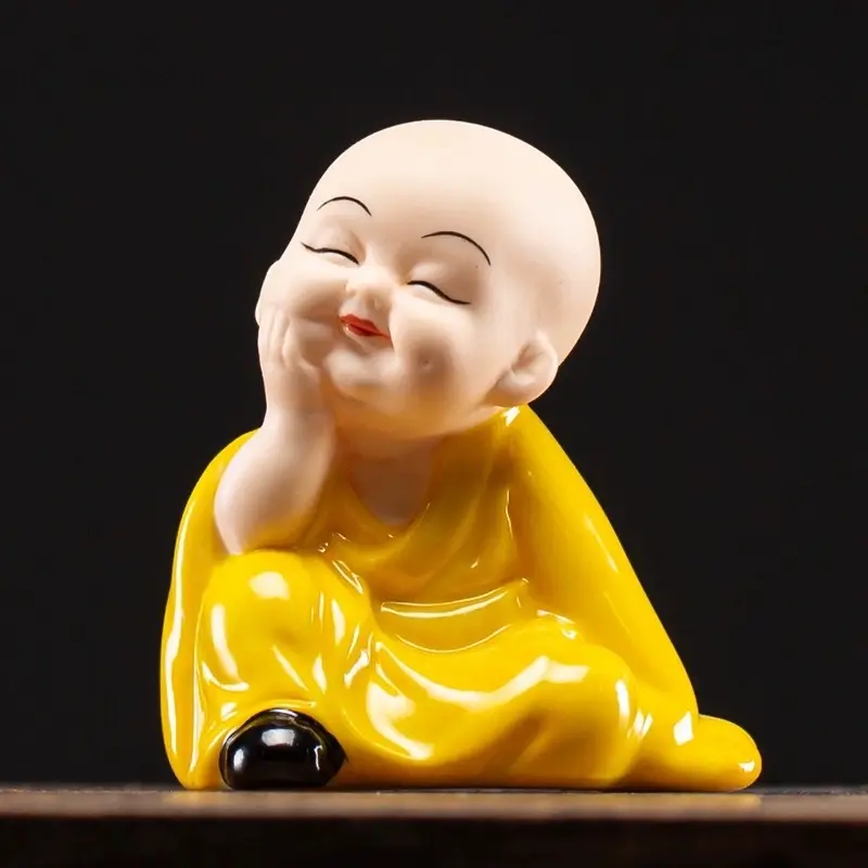 Chú tiểu an nhiên, vui vẻ yêu đời Decor Decor Phòng Tượng 3