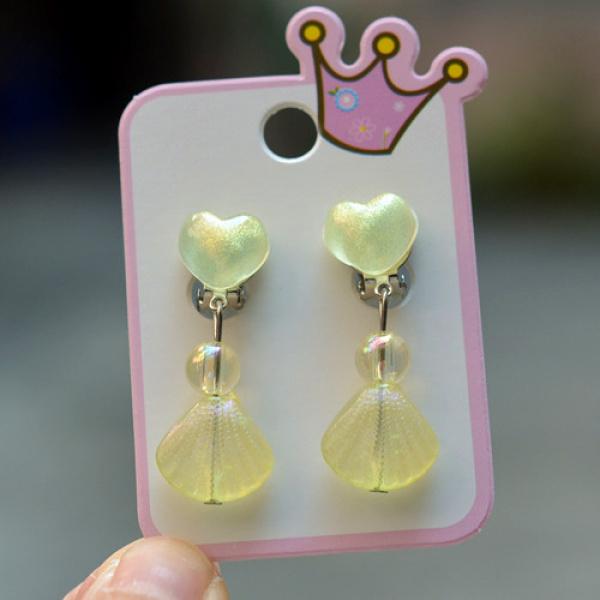 Product Introduction of Ear Clip No Pierced Student Cute Shell Jelly Love Decorative Earrings Little Girl Girl Ear Rings 15
