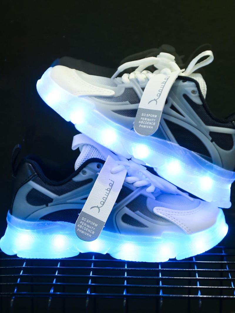 Product Introduction of Usb Rechargeable Led Light Up Sneakers, Fashionable Breathable Comfortable Sports Running Shoes, Cute Colorful Light Up Shoes for Boys & Girls, Shoes for Christmas List, Athletic 4