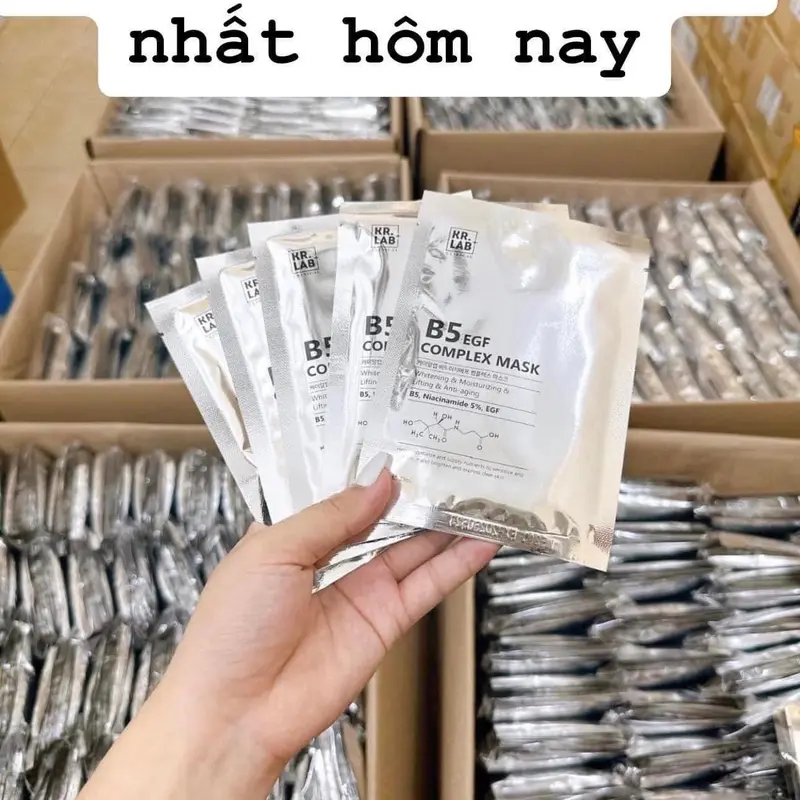 Mặt nạ cấp nước 1