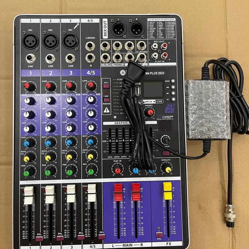 ￼[BẢN NÂNG CẤP MỚI NHẤT]MIXER  M4 PLUS 2023,Chuyên Hát Karaoke Và Thu Âm Livestream Cực Hay kiêm bàn trộn âm thanh hát karaoke gia đình loa kéo .tặng rắc 6 li. Bàn trộn âm thanh M4 kèm dây nguồn