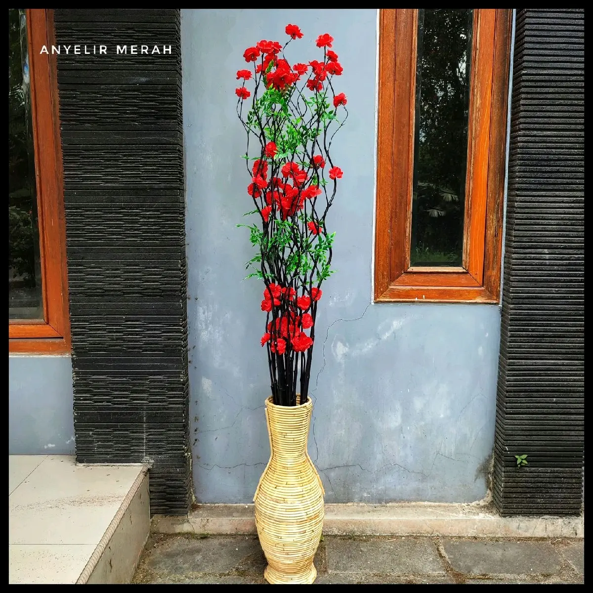 10 Batang Bambu Ulir Anyelir (Tidak Termasuk Vas/Pot)