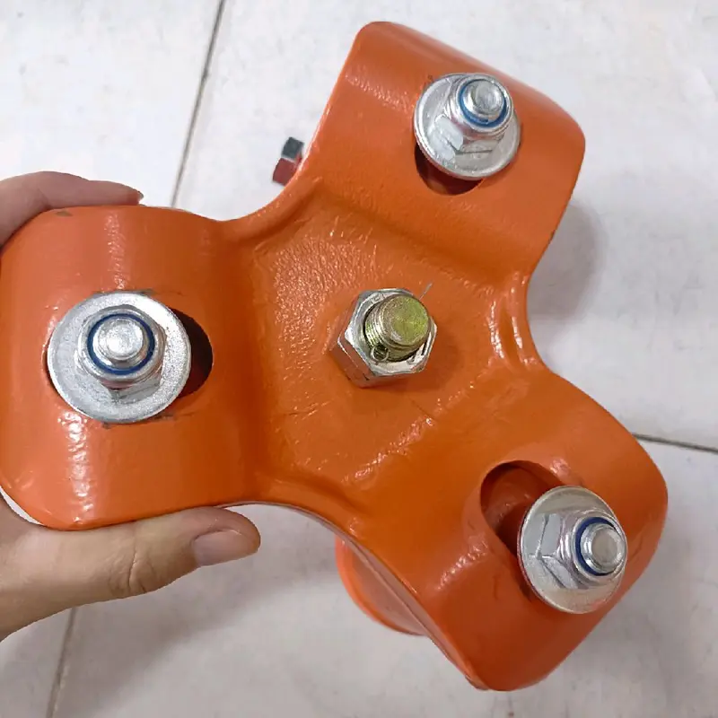 Giá móc pa lăng xích kéo tay 1 tấn, 2 tấn cùm treo pa lăng - tó 3 chân (Không bao gồm 3 thanh sắt ống và palang) 6