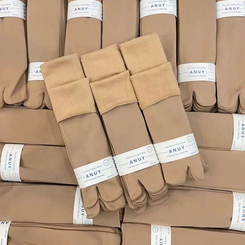 [ TẶNG THÊM 1 ĐÔI] Vớ lót lông ủ kem chống nắng 2