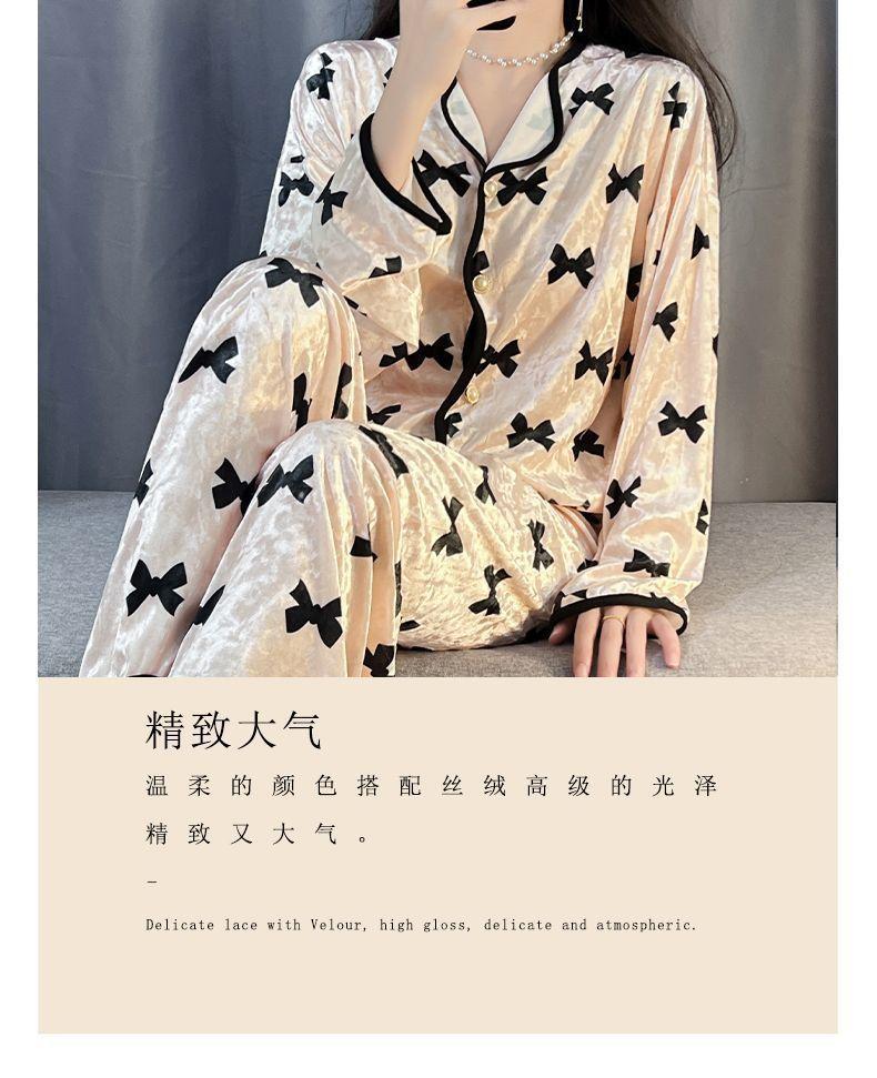 Product Introduction of Bộ Đồ Ngủ Nhung Kim Cương, Cao Cấp, Dành Cho Nữ, Bộ Đồ Mặc Nhà Dài Tay, Phong Cách Pháp Ngọt Ngào Nhung Vàng Mới, Thích Hợp Cho Mùa Xuân, Mùa Thu Và Mùa Đông 12