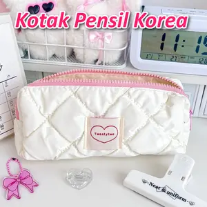 Kotak Pensil /Kotak Pensil Siswa Yang Lucu/Tempat Pouch Pillow Korea /Tas Penyimpanan Berkapasitas Besar /Pouch Makeup Kecil Pink Putih / Sekolah Tulis Stationery Alat