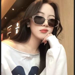 แว่นกันแดด กรอบสี่เหลี่ยม สไตล์เงินคลาสสิกย้อนยุคระดับพรีเมียม ป้องกันแสงแดดและป้องกันรังสียูวี