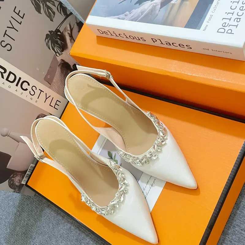 GIÀY MŨI NHỌN ĐÍNH ĐÁ HẠT XOÀN 7P,9P SANG CHẢNH LN2 DéP Shoes Nữ Nhung 3