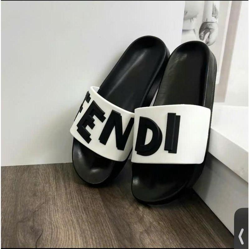 Dép Femdi Đủ 3 Màu Hot Nhất 2025 Quai Cao Su Mềm Mại Đế Đúc Chắc Chắn Bền Đẹp - Slipper, DéP quai dán chắc chắn đế nguyên khối không bị xẹp no1 top trend đỉnh nóc kịch trần 1