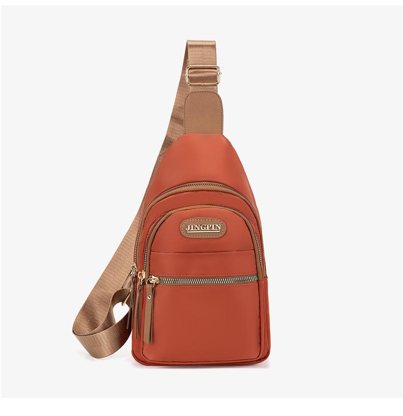 Product Introduction of Beg Dada Berbilang Lapisan, Fesyen Baharu, Untuk Wanita, Ringkas dan Ringan, Diperbuat daripada Nilon, Beg Bahu, Gaya Korea, Sesuai untuk Perjalanan Kasual, Beg Galas Silang Bags Fanny Selempang 23