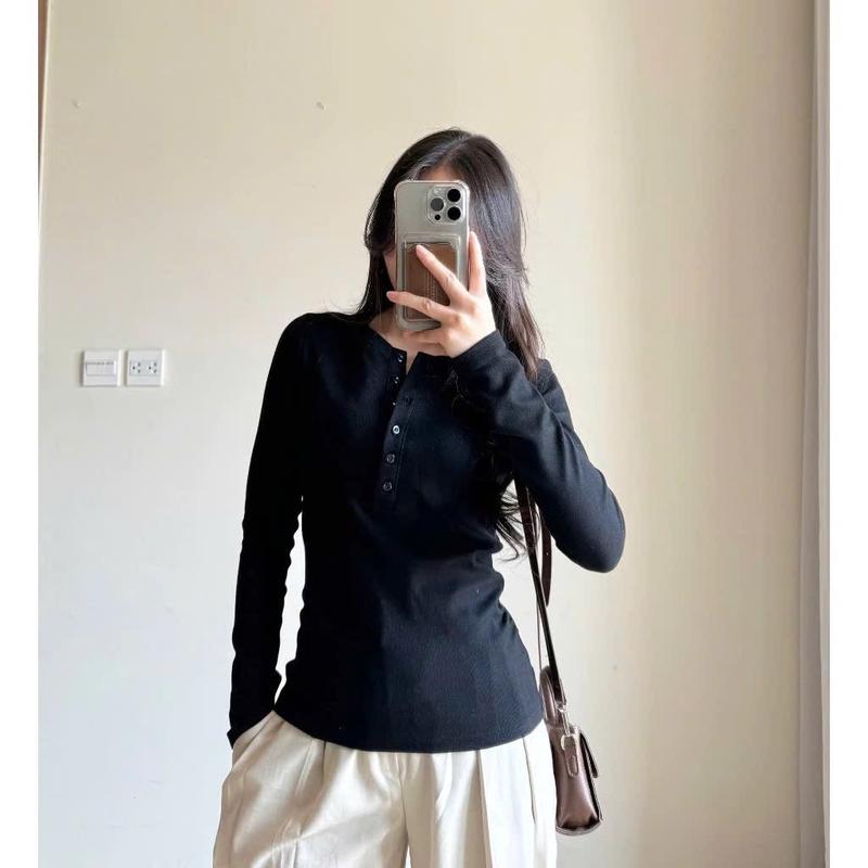 Combo 2 áo xẻ cúc ôm body nữ cực chất. Phối đồ đơn giản.Phong cách trẻ trung, năng động Nhung Sen 7