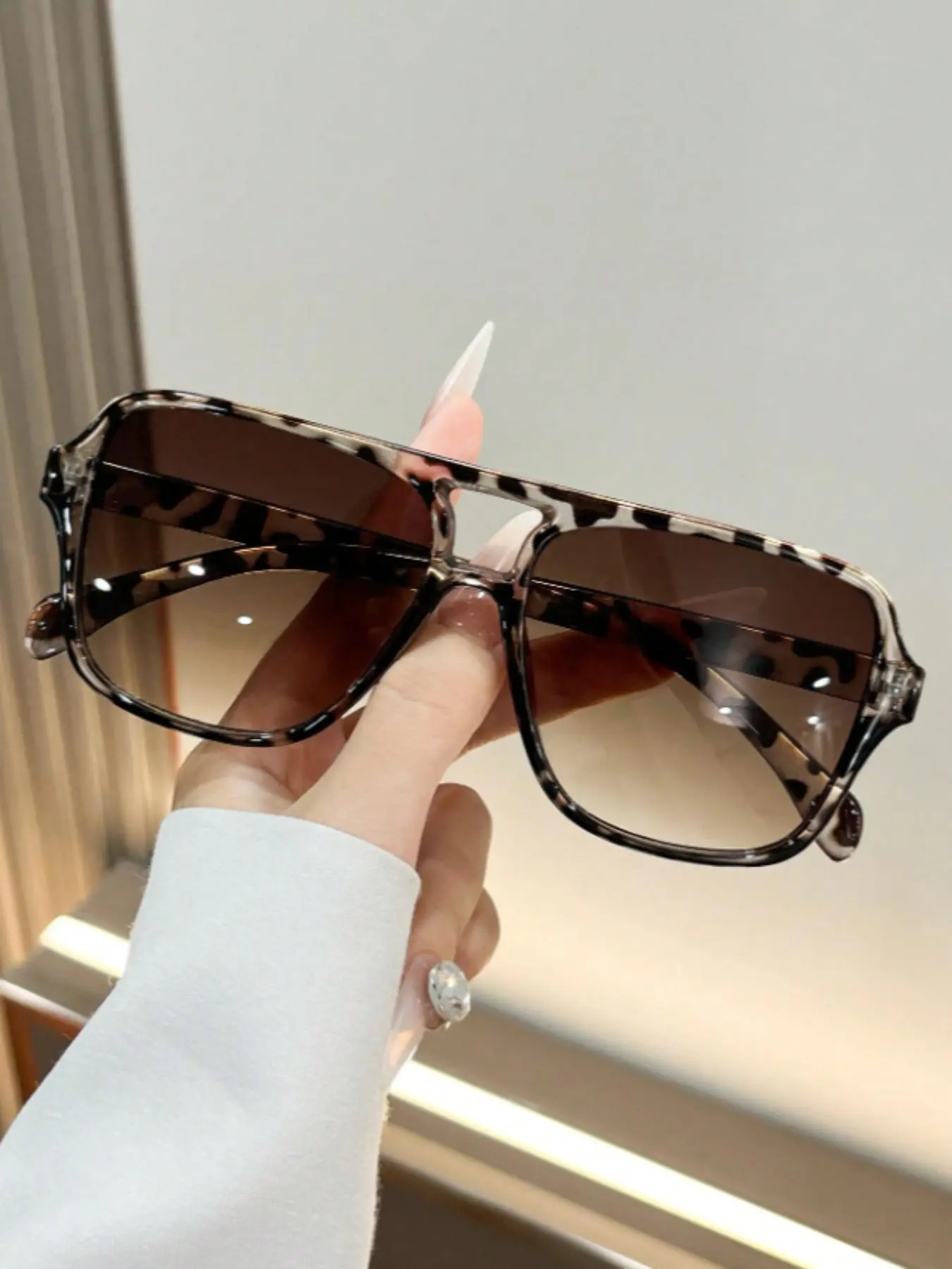 Unisex Fashionable Tortoiseshell Print Sunglasses, Trendy Casual Sunglasses for Everyday Use, Fashion Accessories for Outdoor Activities