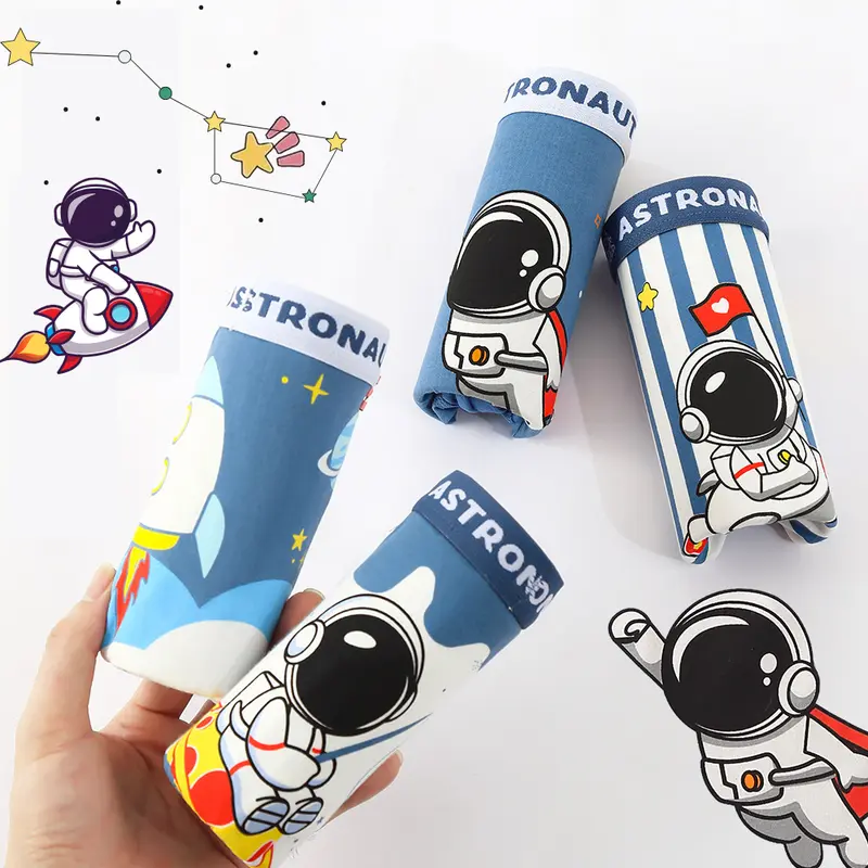 Set 4 Quần Lót Đùi Cho Bé Trai Bằng Chất Liệu Cotton Mịn Thoáng Mát Kháng Khuẩn Hình Phi Hành Gia Ngộ Nghĩnh 5