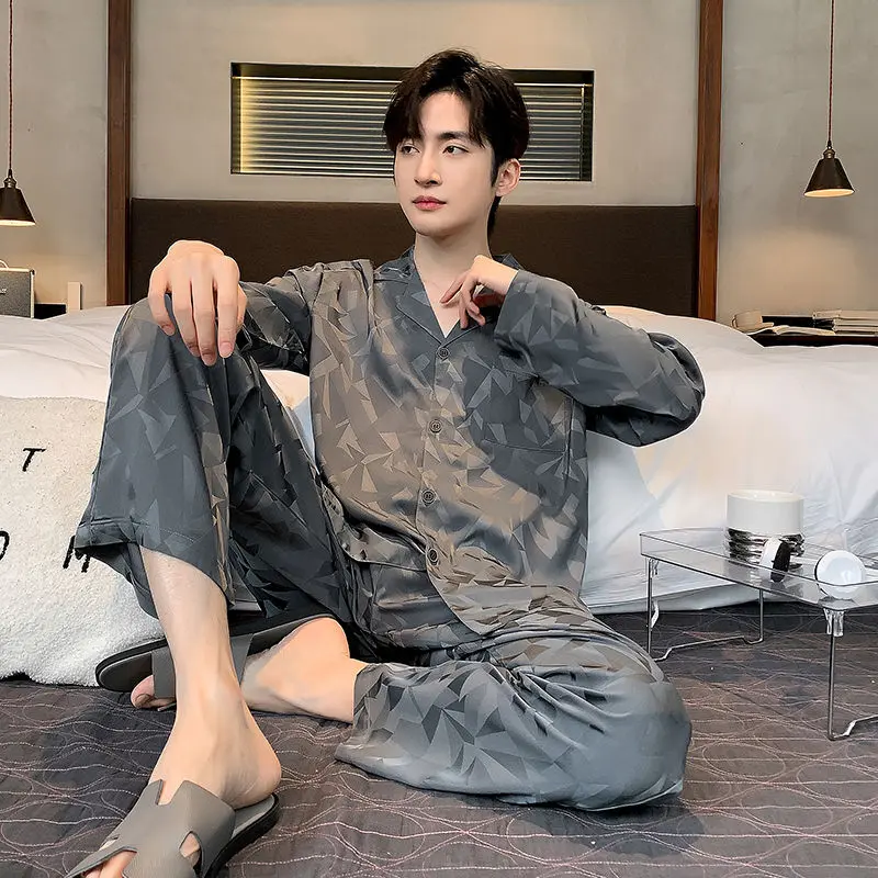 Bộ Đồ Ngủ Lụa Lạnh Dành Cho Nam Giới, Bộ Sưu Tập Mùa Xuân Và Mùa Thu, Bộ Đồ Dài Tay, Thiết Kế Đơn Giản, Có Thể Mặc Ngoài Trời, Thích Hợp Mặc Nhà, Mỏng, Hàng Mới Về Năm 2024