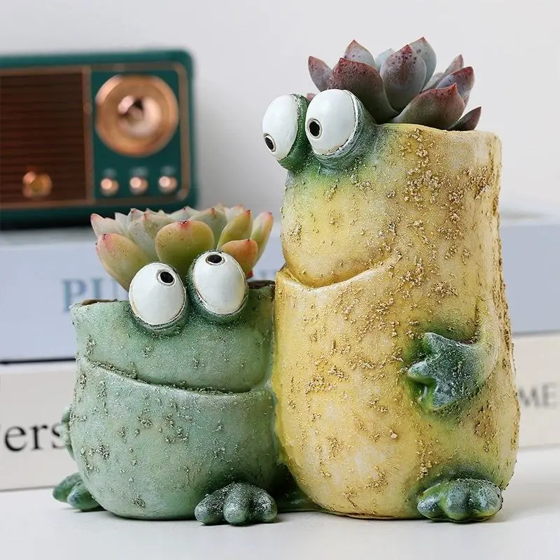 Cute Frog Design Tissue Holder, 1 Count Creative Resin Ornament, Desktop Decoration for Home Office, Home Decor Supplies